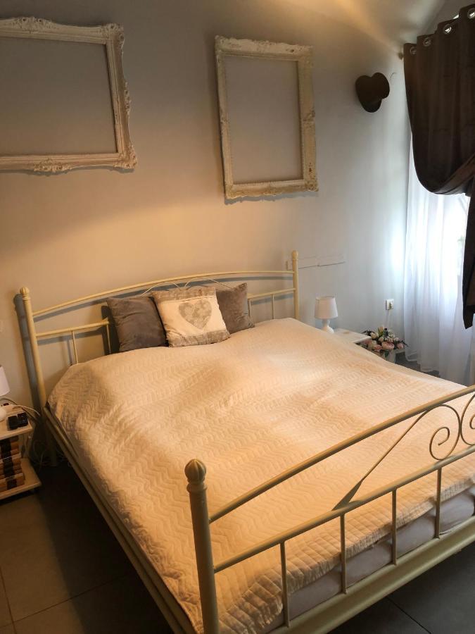 Godot Apartman Miskolc Extérieur photo